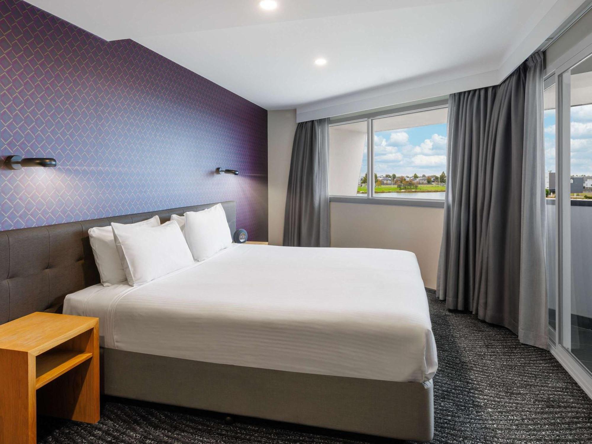 Mercure Melbourne קרולין ספרינגס מראה חיצוני תמונה