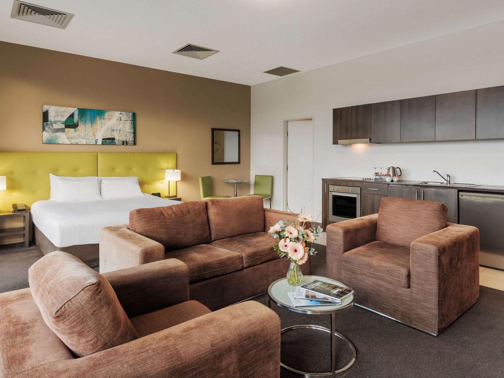 Mercure Melbourne קרולין ספרינגס מראה חיצוני תמונה